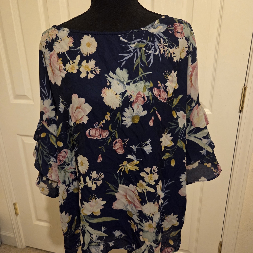 Sweet Pea Navy Floral Blouse